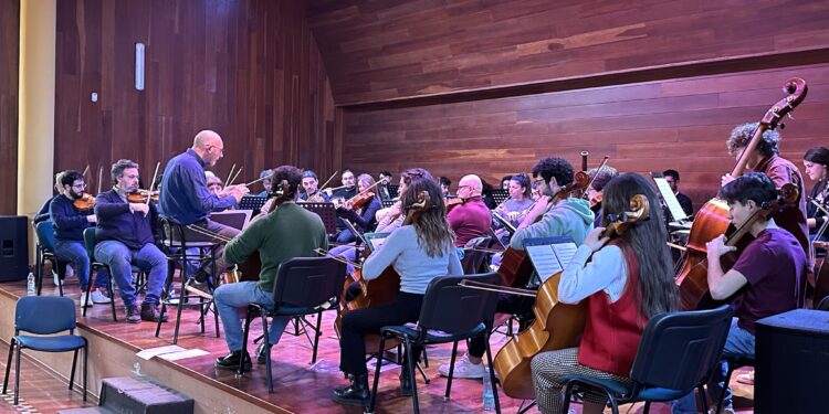 ‘Così fan tutte’, opera buffa di Mozart inaugura l’anno accademico del conservatorio Luigi Canepa di Sassari. Premio “Una sinfonia per…” a Filomena Moretti