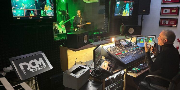 La RCM Records in cenere ma la musica resiste: raccolta fondi ed eventi solidali per far risorgere lo studio di Maurizio Casu
