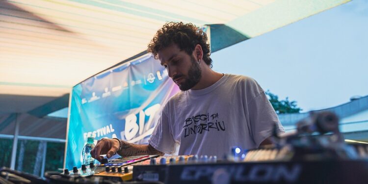 NOBA, l’ultimo disco di Angus Bit tra il downtempo e l’etereo