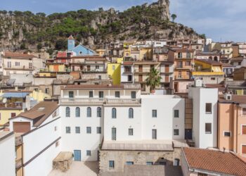 A Ulassai arte, cultura e connessioni con il nuovo progetto della Stazione dell’Arte. Primo appuntamento con la mostra di Carolina Melis