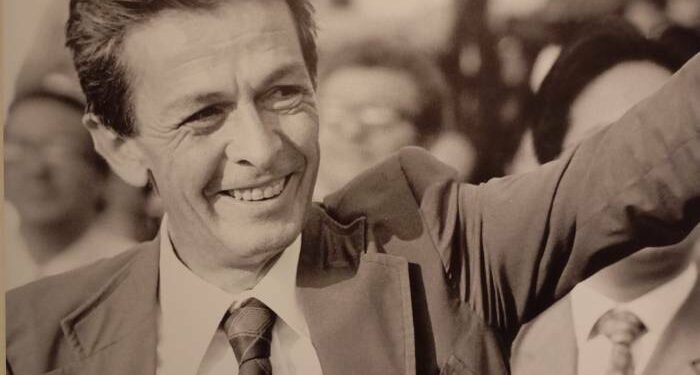 Una visione senza tempo, ecco perché ci manca Enrico Berlinguer. Dopo Roma, Bologna e Sassari arriva a Cagliari la mostra dedicata al politico sassarese