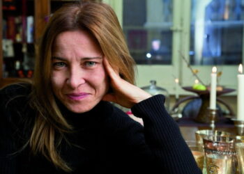 “Cartagloria”, l’irrequieta solitudine di Rosa Matteucci tra Dio e famiglia