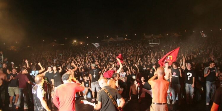 Dai testi dei Kenze Neke al canto a tenore. Il 17 maggio a Siniscola il festival ‘Ammenta’ con un dibattito, un live e la presentazione del debut album dei Nesika