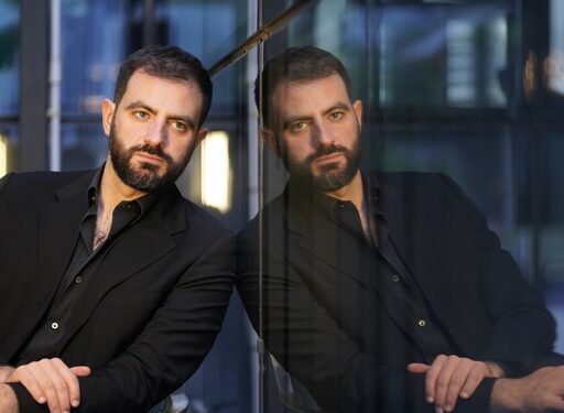 A Cagliari torna Musica tra le righe, il concerto al piano di Giulio Biddau inaugura la stagione 2025