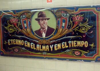 Carlos Gardel, a novant’anni dalla scomparsa il mito continua. Il re tango morì in un incidente aereo nel giugno del 1935