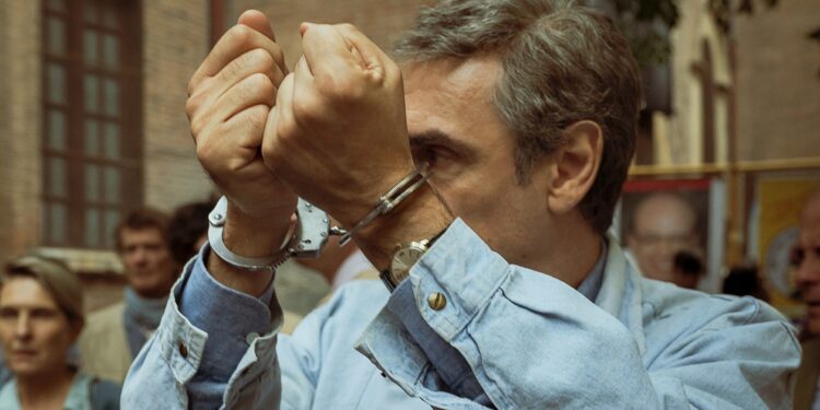 PORTOBELLO - Actor Fabrizio Gifuni (Credits Anna Camerlingo)