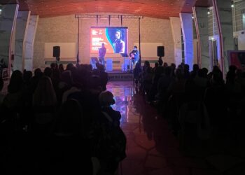 “Nemici. Scontri memorabili nella musica pop”, il libro di Giuseppe Velasco al festival Fino a leggermi matto. Sabato al Padiglione Tavolara di Sassari